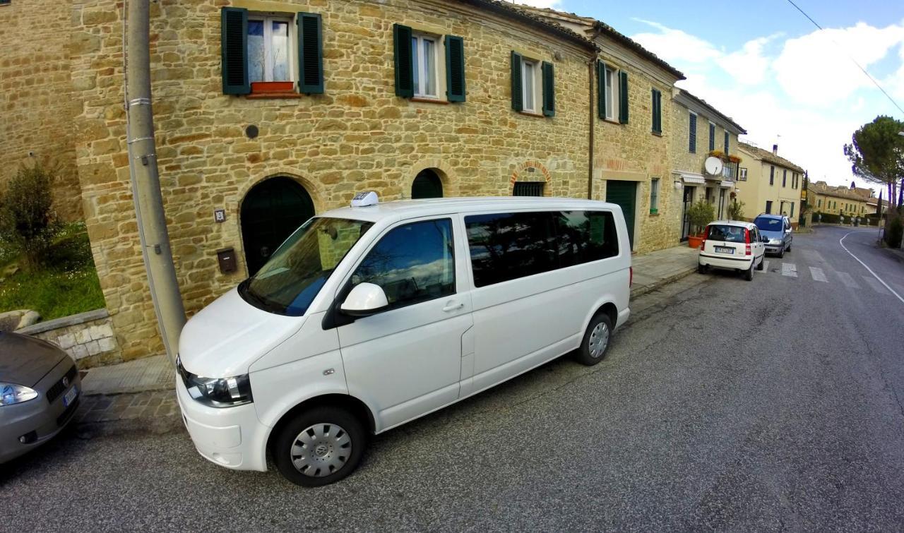 Il Gatto Sulla Finestra Hotel Iesi Exterior foto
